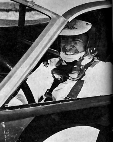 Jim Clark dans le cockpit de la Ford 
© Bob Glendy